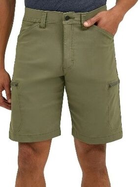 Men's Olive Cargo Outdoor Shorts - Classic Utility Style